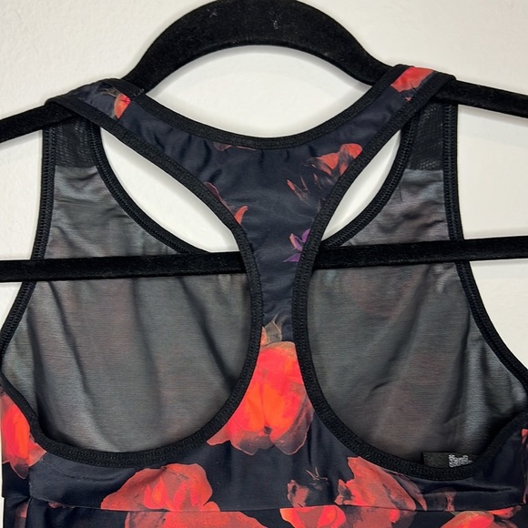 Victoria’s Secret flower print sport bra size small - Picture 4 of 8